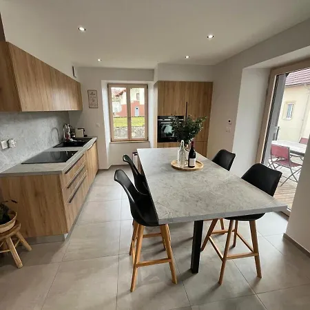 Apartment Pontarlier-centre *
